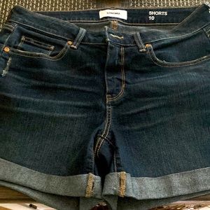 Just in time for summer! The perfect length and  dark denim, distressed shorts